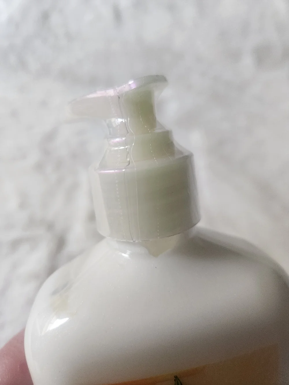 🆕️Hempz Lotion - Picture 2 of 3